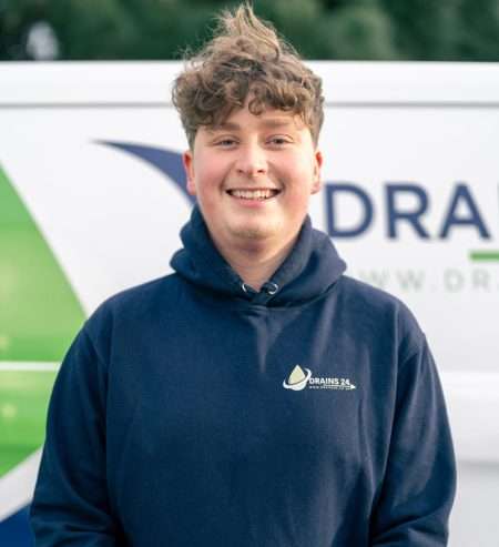 Dillon, drainage engineer at Twickenham Drains24