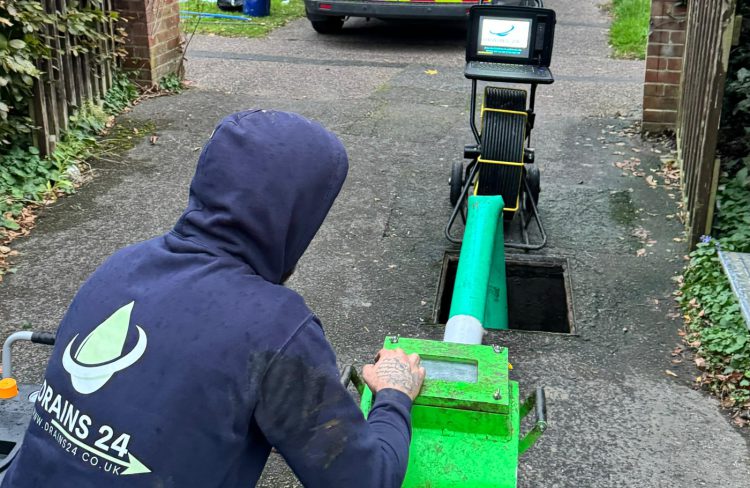 No dig drain repair used to fix damaged underground pipework in Twickenham